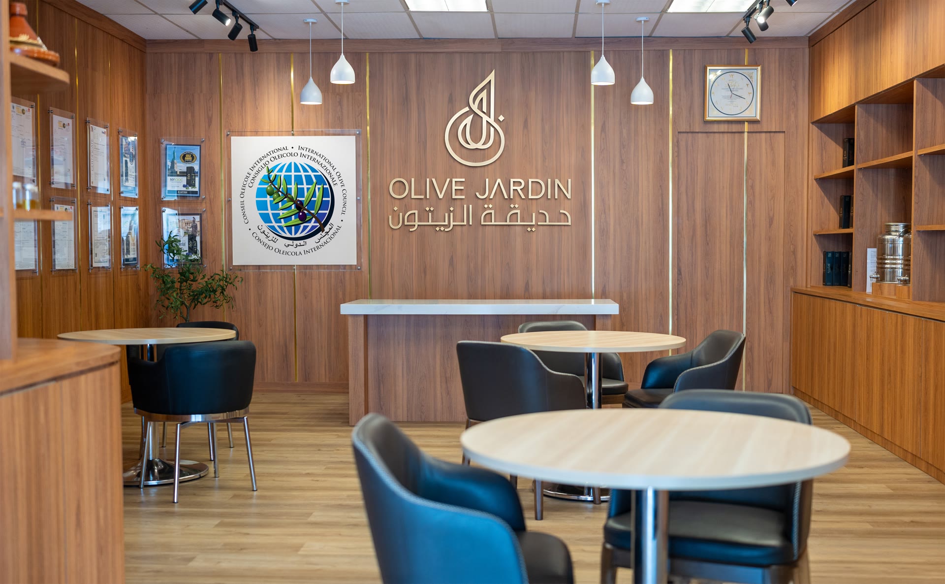 Olive Jardin HQ Store